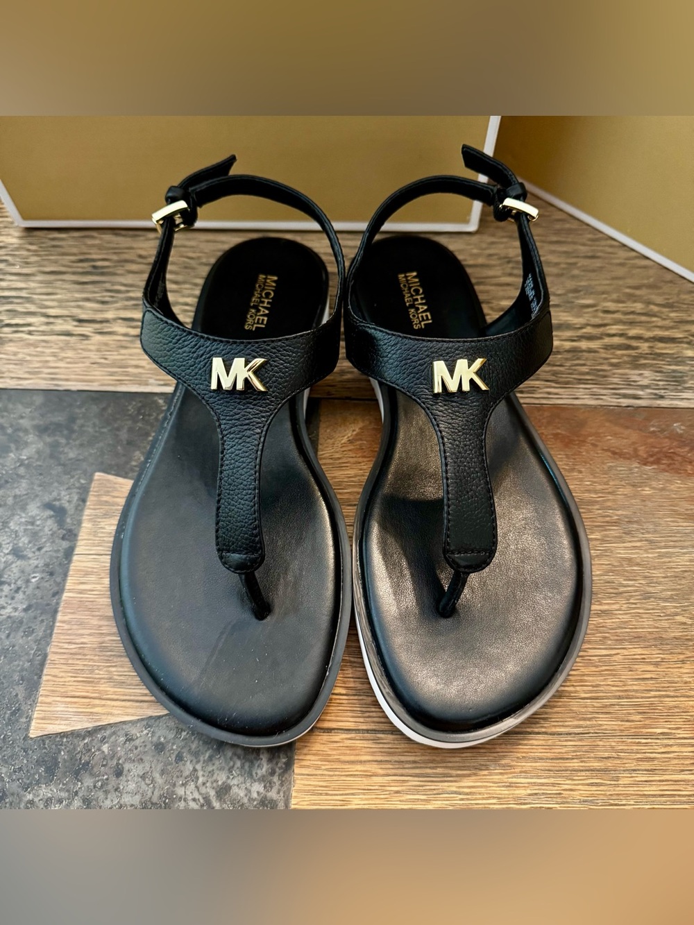 NWB Michael Kors Brady Slingback Thong Leather Sandal - Size 6.5 - Black